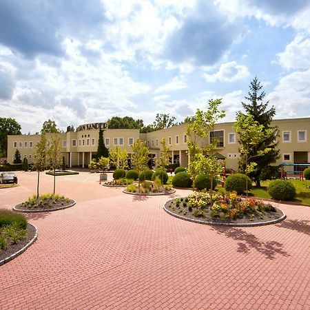 Hotel Jan Sander Aleksandrów Łódzki Exteriör bild